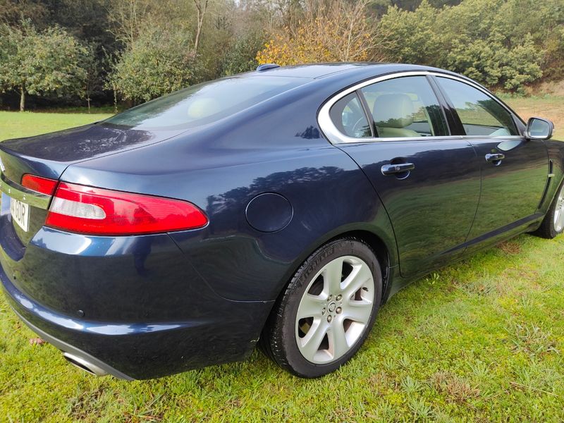 Jaguar XF 2008 - foto 1