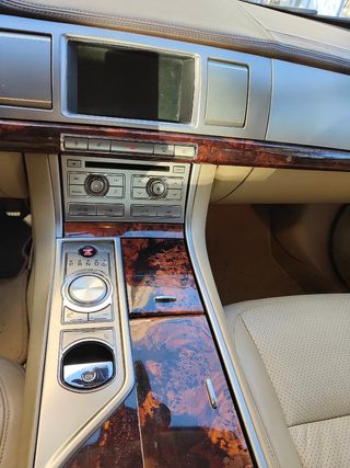 Jaguar XF 2008
