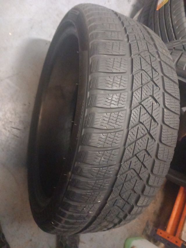 NEUMÁTICOS PIRELLI 225/40 R19 93H