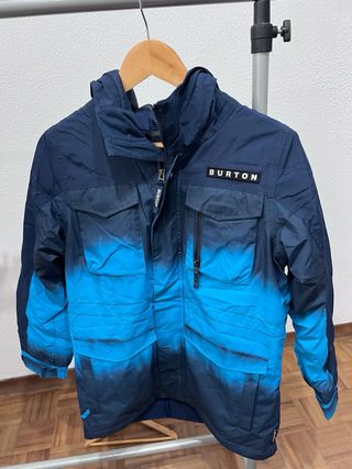 Abrigo talla L niño marca Burton 