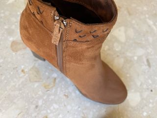Botines marrones talla 36
