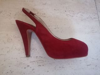 Zapato salón rojo
