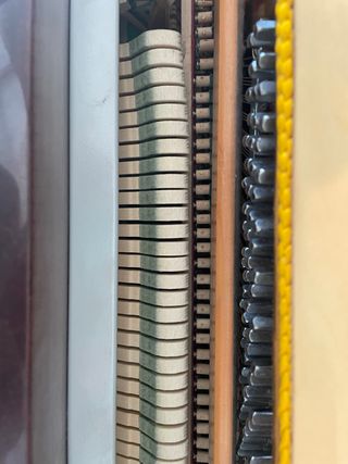 Piano vertical OTTO-BACH