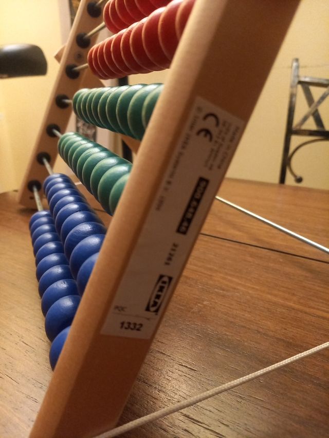 Abaco de madera de Ikea nuevo