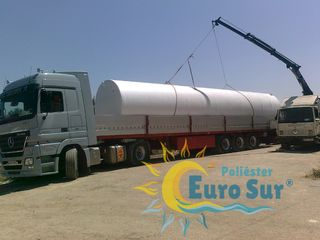 CASCOS DE PISCINAS EN POLIESTER- BIDONES