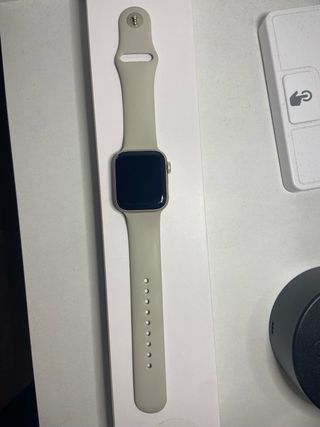 Apple Watch SE (2022)