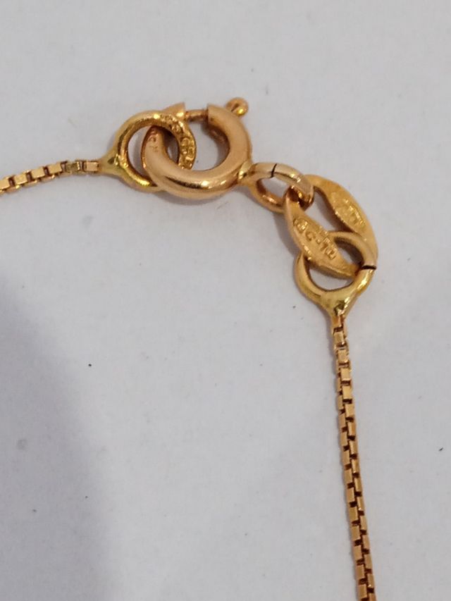 Collar oro 18 kilates. 5,2 gramos.