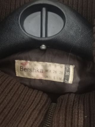 Parka mujer marrón Bershka T.L