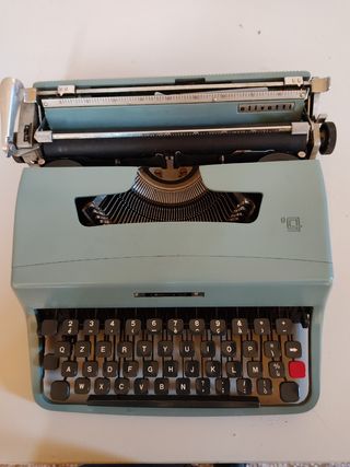 Macchina da scrivere