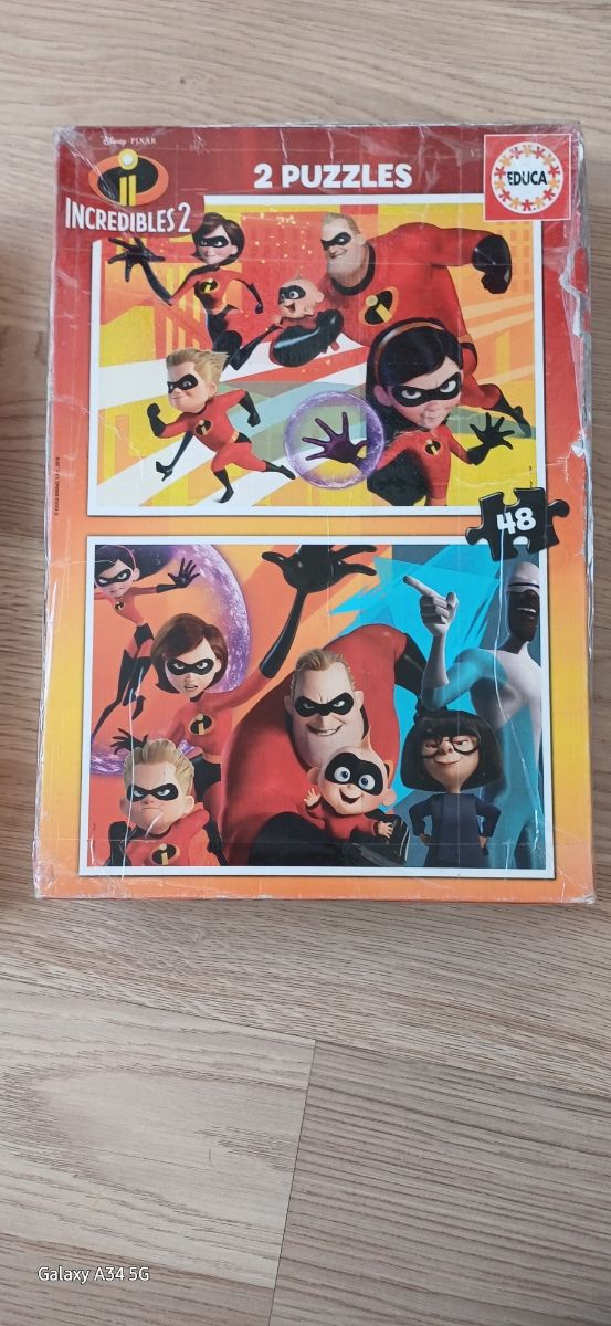 3 Puzzles como NUEVOS todas sus piezas.