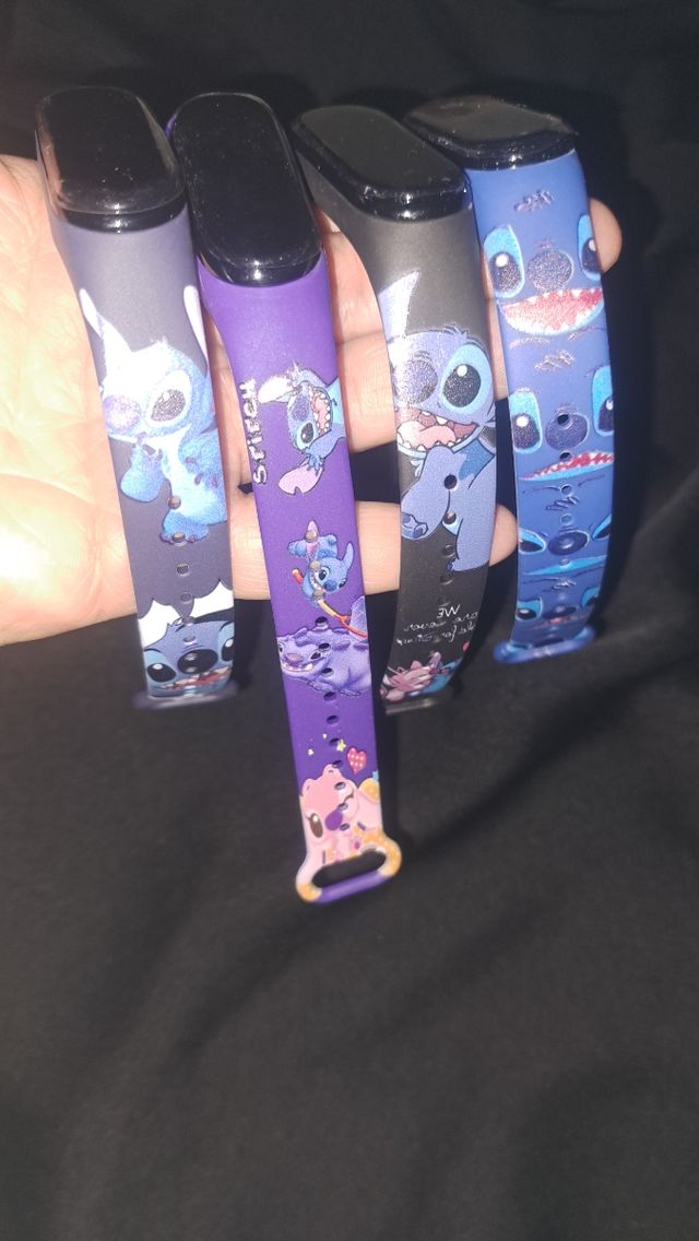 Relojes digitales de stitch 