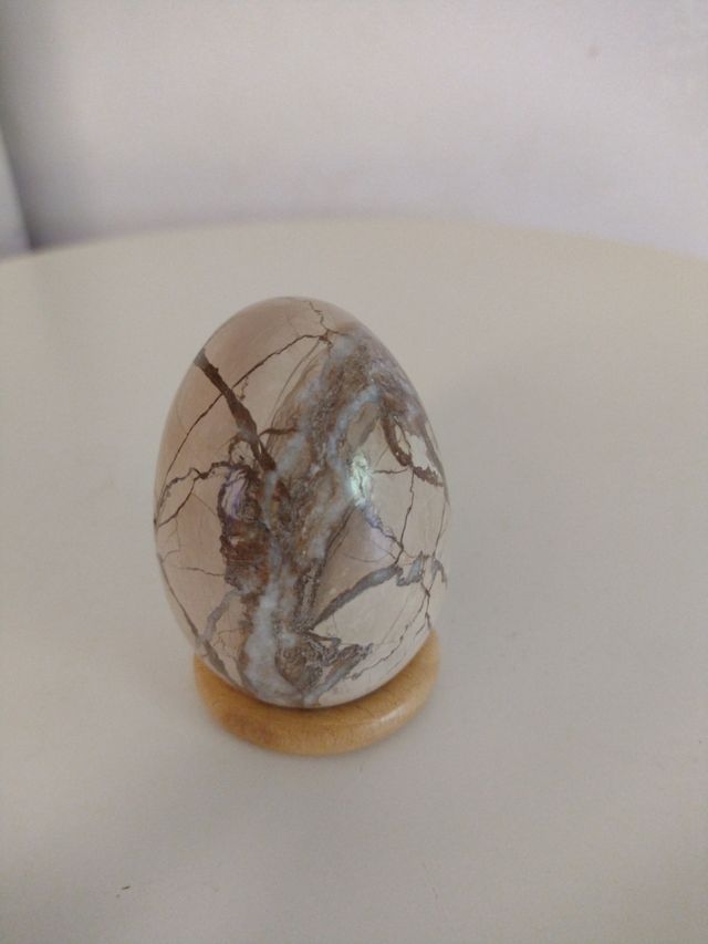 Uovo in marmo
