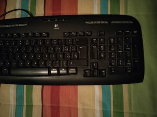 Teclado logitech y ratón