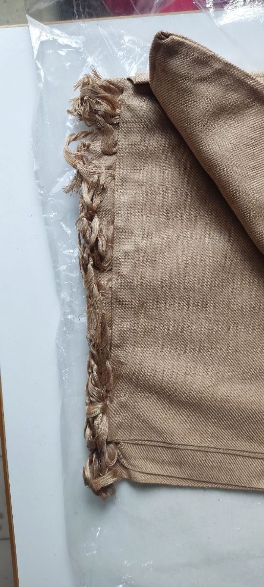 Fullard marrón con envoltorio