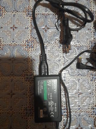 Navegador gps sony NV-U50.2 soportes.