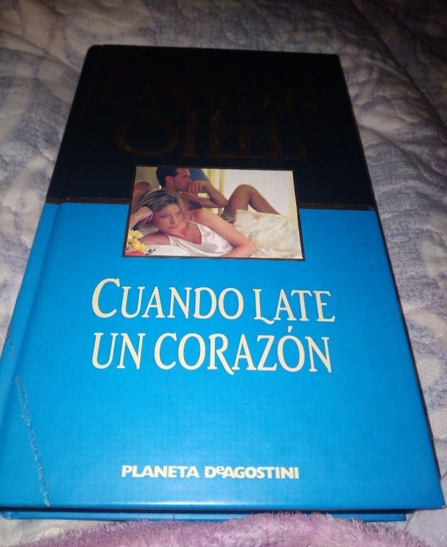 Danielle Steel. Cuando late el corazón. 3x5€