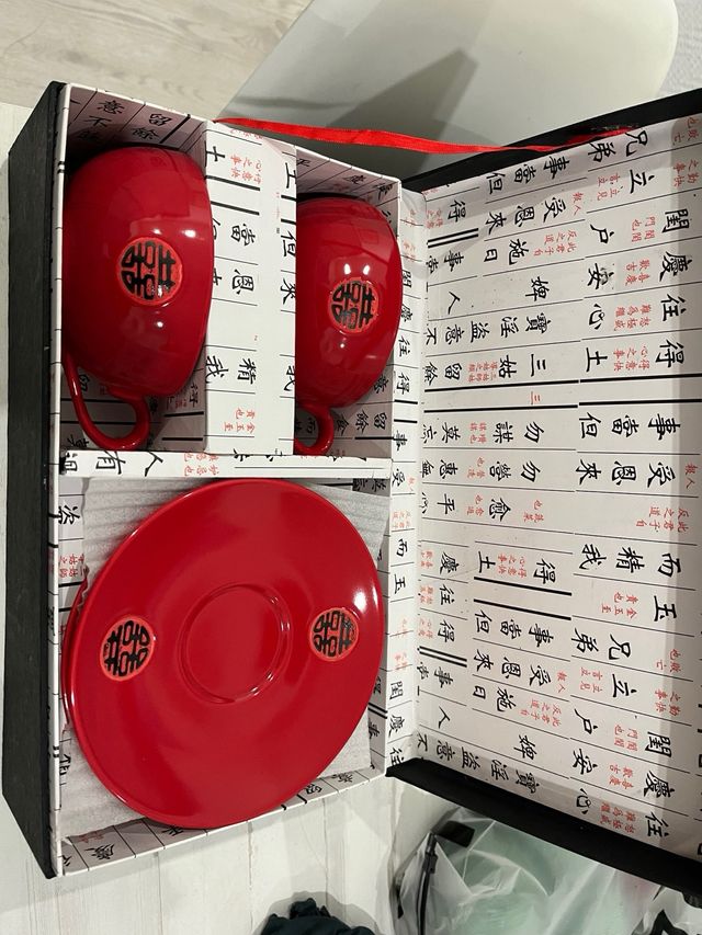 Pack de dos tazas y platos chinos