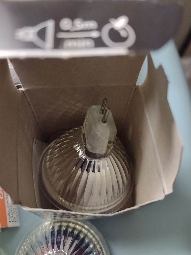 Lampadine alogene da 20 e 50 watt