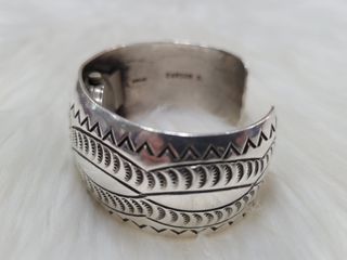 Reloj navajo de plata.