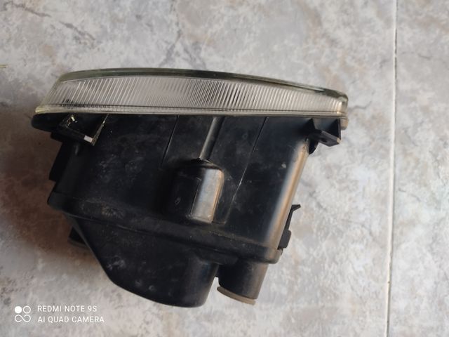 Faro antiniebla Ford