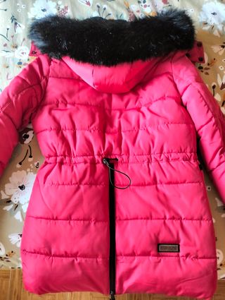 Abrigo parka mujer, pone talla S pero da una M