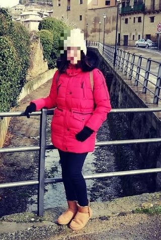 Abrigo parka mujer, pone talla S pero da una M