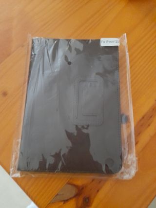 Funda de piel marrón 