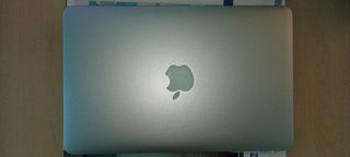 Apple MacBook Air 11 (2015) 