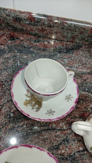 Juego tazas jarras porcelana antiguo