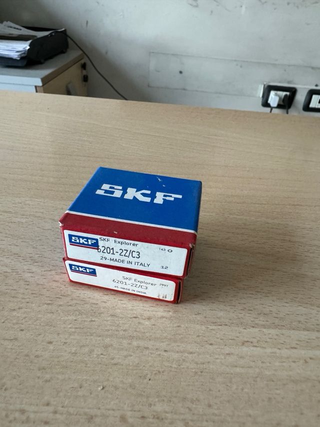 2 CUSCINETTI AL PREZZO DI 1 Cuscinetti6201 2ZC3SKF
