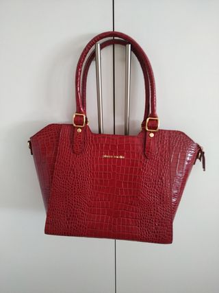 Bolso de Pierre Cardin en piel granate