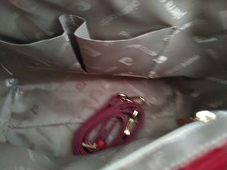 Bolso de Pierre Cardin en piel granate