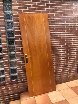 Puerta interior maciza