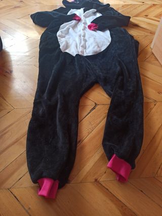 Disfraz o pijama de unicornio