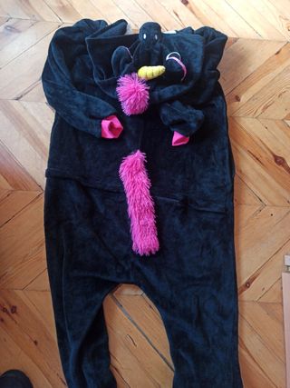 Disfraz o pijama de unicornio