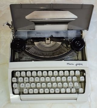 Máquina de escribir Mini Japy años 60