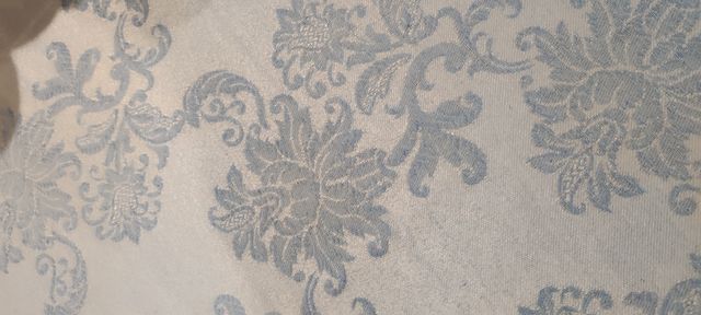 Mantel vintage nuevo.