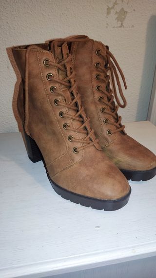 Botines marrones 