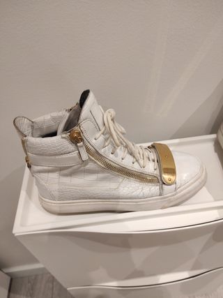 Bambas Giuseppe Zanotti
