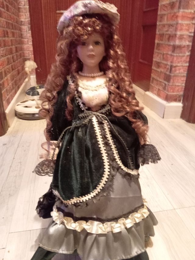 Muñeca de porcelana 