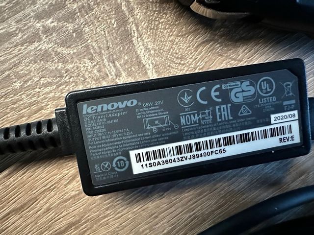 Cargador coche Thinkpad x260