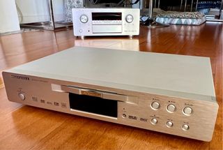 Equipo Marantz  Tres dispositivos