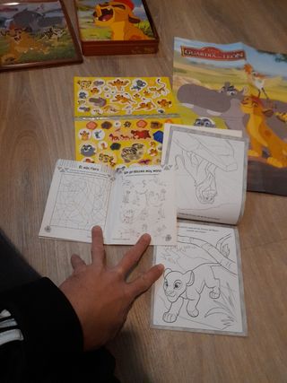 Lote 18 cuentos, libros, Álbumes  Disney