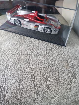 Audi maqueta Infineon R-8 Original