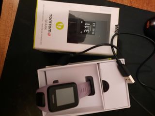 Cargador Tomtom Spark.