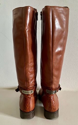 Botas altas Wonders de piel marrón claro 37