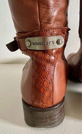 Botas altas Wonders de piel marrón claro 37