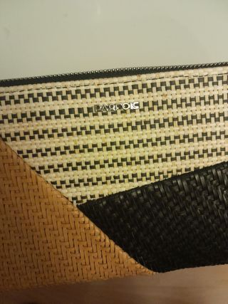 Elegante billetera monedero marca Parfois