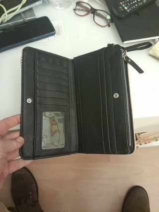 Elegante billetera monedero marca Parfois