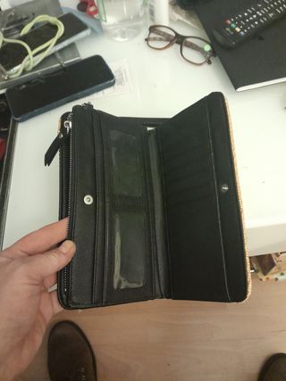 Elegante billetera monedero marca Parfois